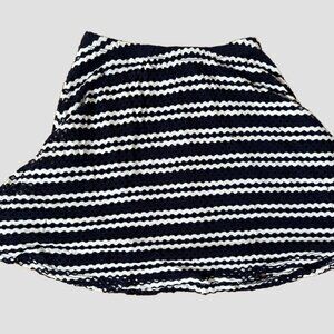 AQUA DARK NAVY & WHITE FLARED SKIRT SIZE GIRLS SIZE M